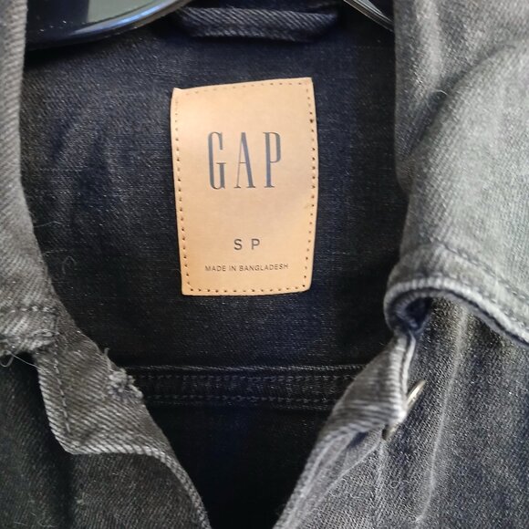 GAP Black Denim Jacket - Picture 4 of 13